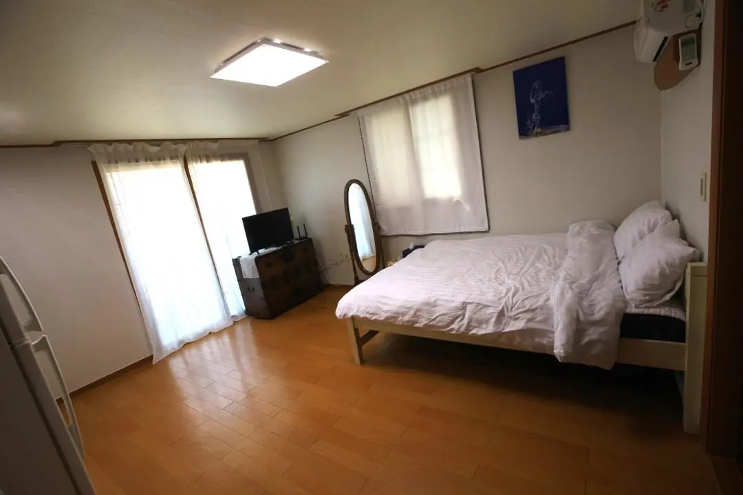  Tongyeong Blue Bay Room 302 Ocean View Gangguan Tourist Center - main image
