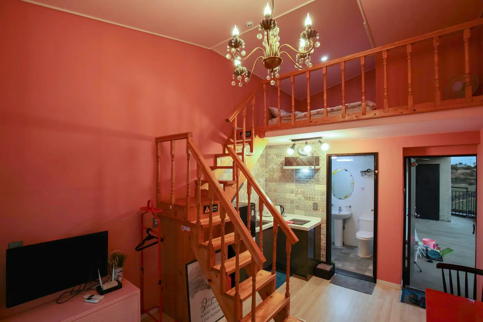  May-June Special Discount 30% Jeju Gujwa Ocean View Beachfront 2nd Floor Duplex Studio 203 - main image