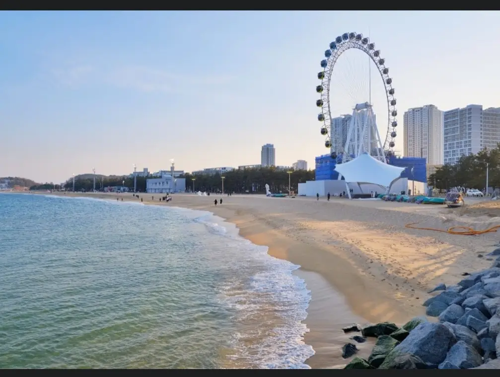  Sokcho Beach, a beautiful sea view perfect for healing~ Perfect location, perfect healing point - main image