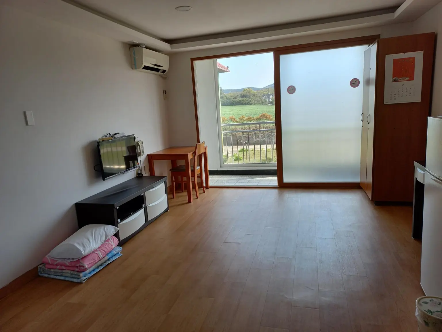 济州岛 拒文岳附近1.5人间住宿G（可做饭） - main image