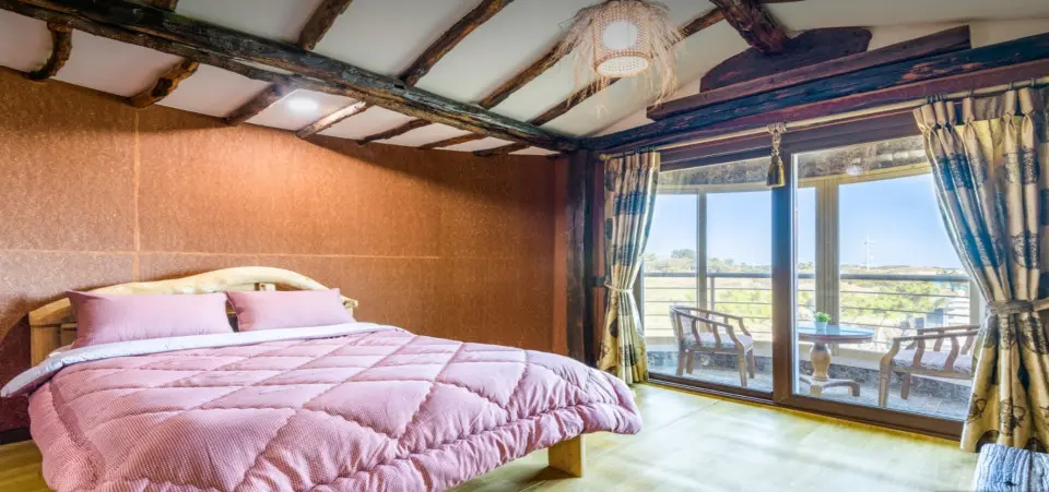 Jeju Gujwa Ocean View One-Room Yellow Clay Room 202 #No Deposit #Utilities Included - main image