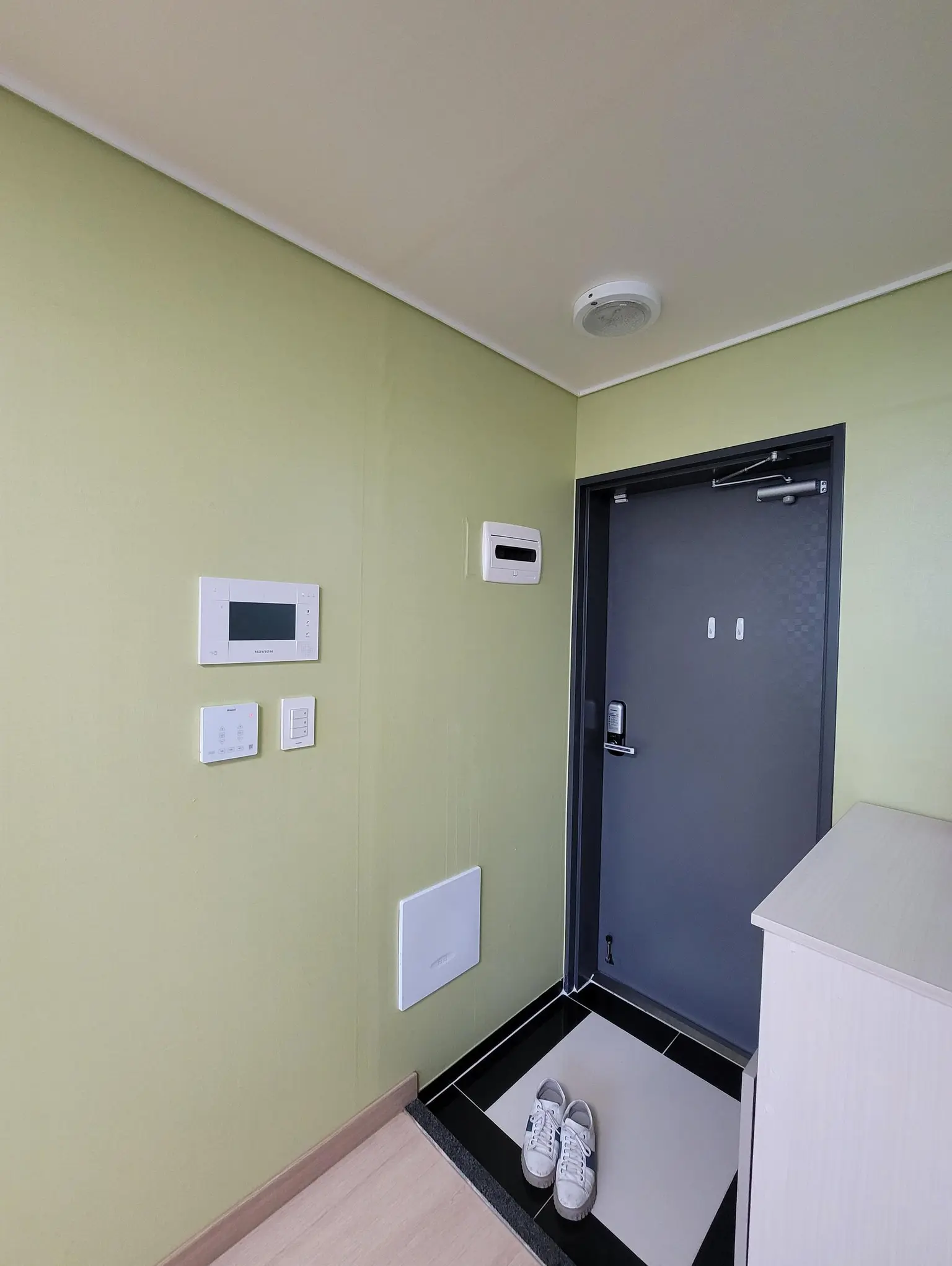 Seoul Dobong Ssangmun-dong Fully Furnished One-Room Apartment Complex 1, Unit 402 - image5