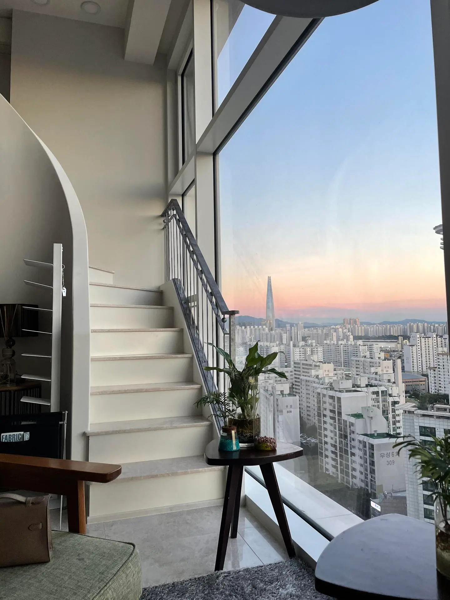 Seoul walkable & forest retreat & premium Serviced apartment 2BR & sleeps 2 Cheongdam Bridge North End Han River View Penthouse 2nd Floor Rental Share Type Cover Photo