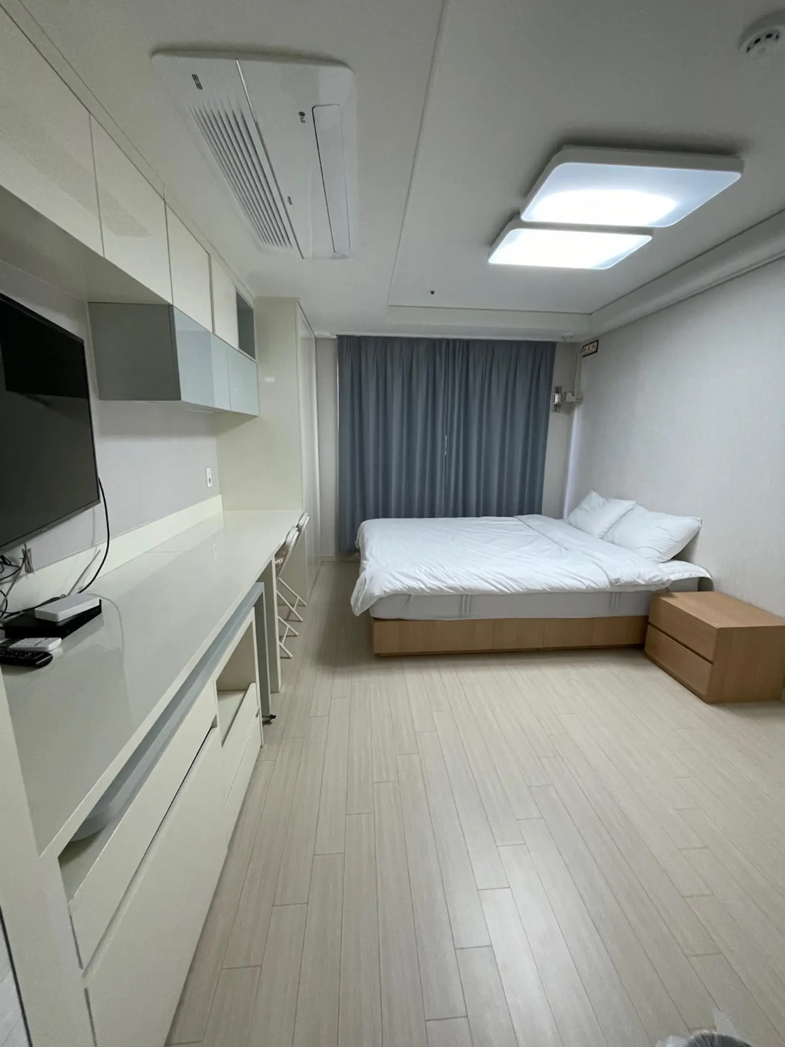 西归浦 全装修住宅 [全包费用，新建，可做饭]_单间双人房 1 - main image