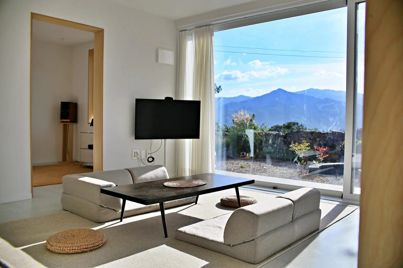 Gyeongnam Hadong Pyeongsa-ri Field Baekunsan View Retreat Place by Lodge 85 - main image