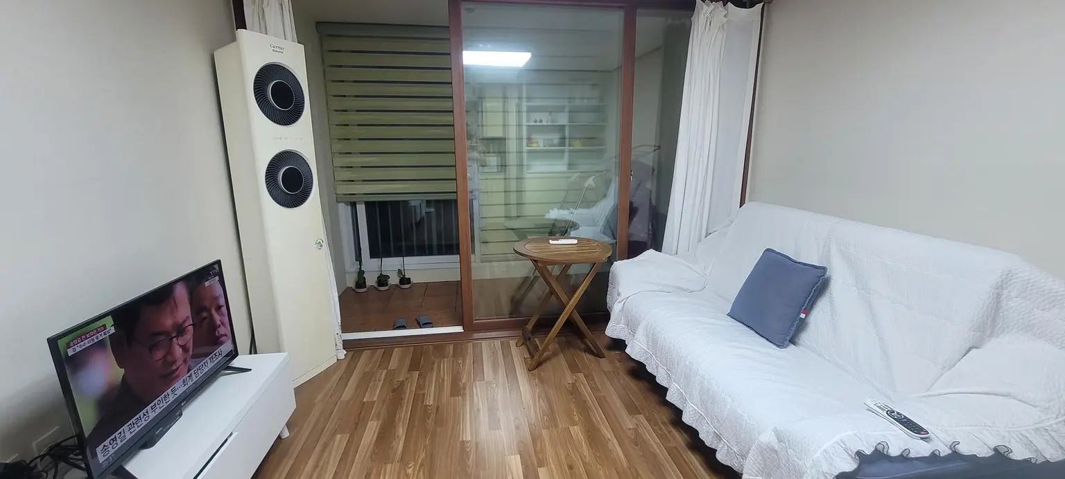 서귀포 표선해수욕장 차로 5분거리 투룸아파트 2층 - main image