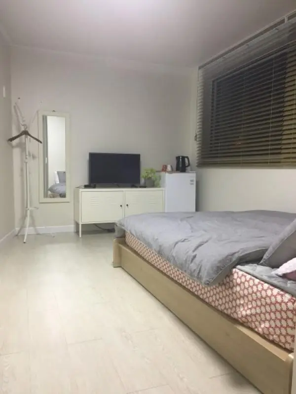충북 충주 숙소바로앞 5,000평 정원과 남한강이 있는 펜션#사월방 - main image