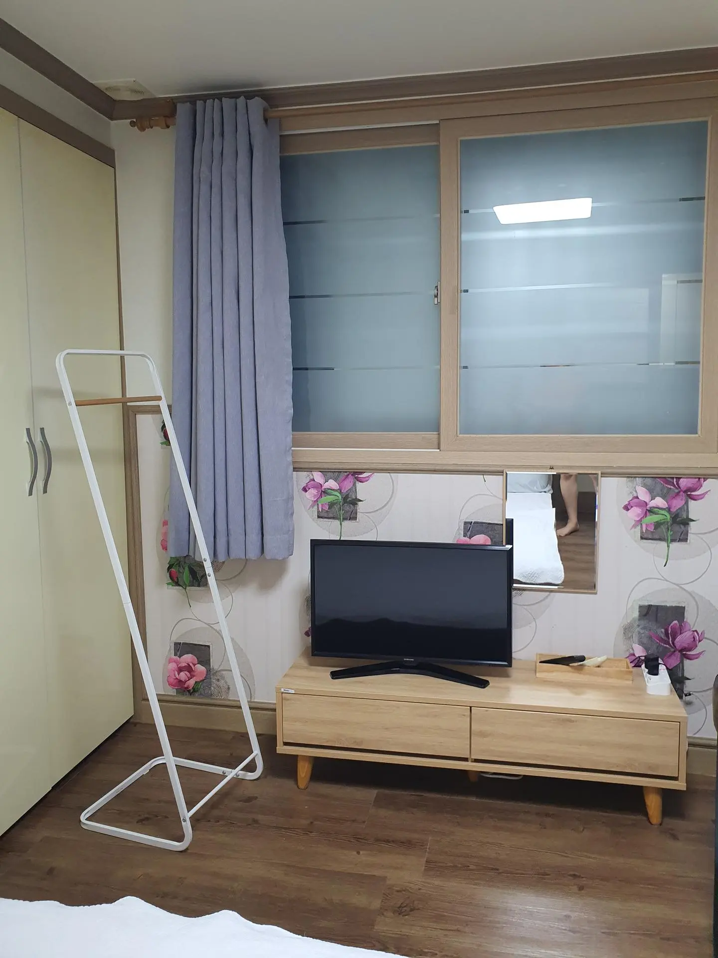 Daegu Dalseo Happy Day, a 3-story studio apartment near Wolbae Station - main image