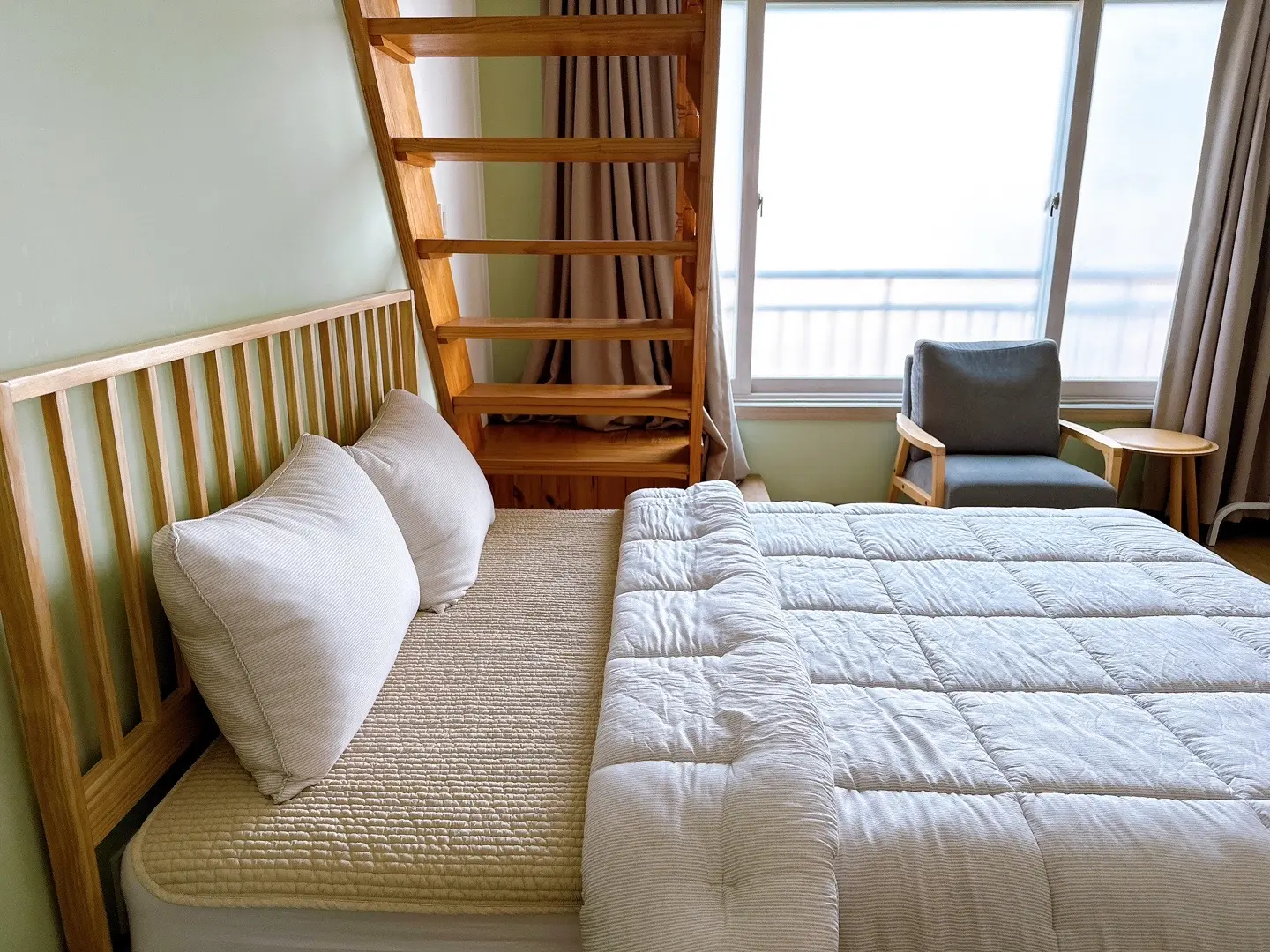 济州旧左 Sehwa Book Cafe 共享办公室 Sehwa 海滩住宿 + 旅馆 4 楼 - main image