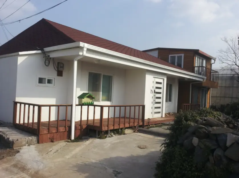  【西归浦安德】复式一室的主人热爱钓鱼，随时提供免费野生生鱼片 - main image