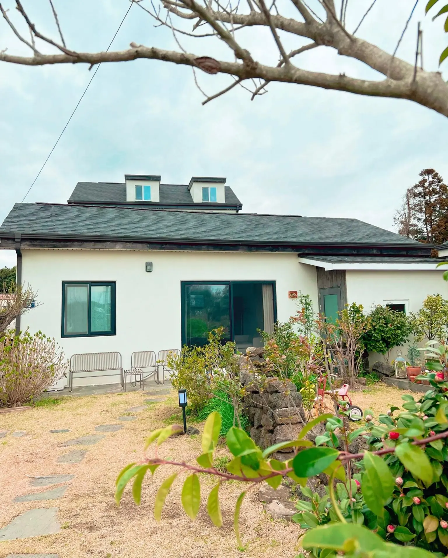 西帰浦南原 南原静かな村 - main image