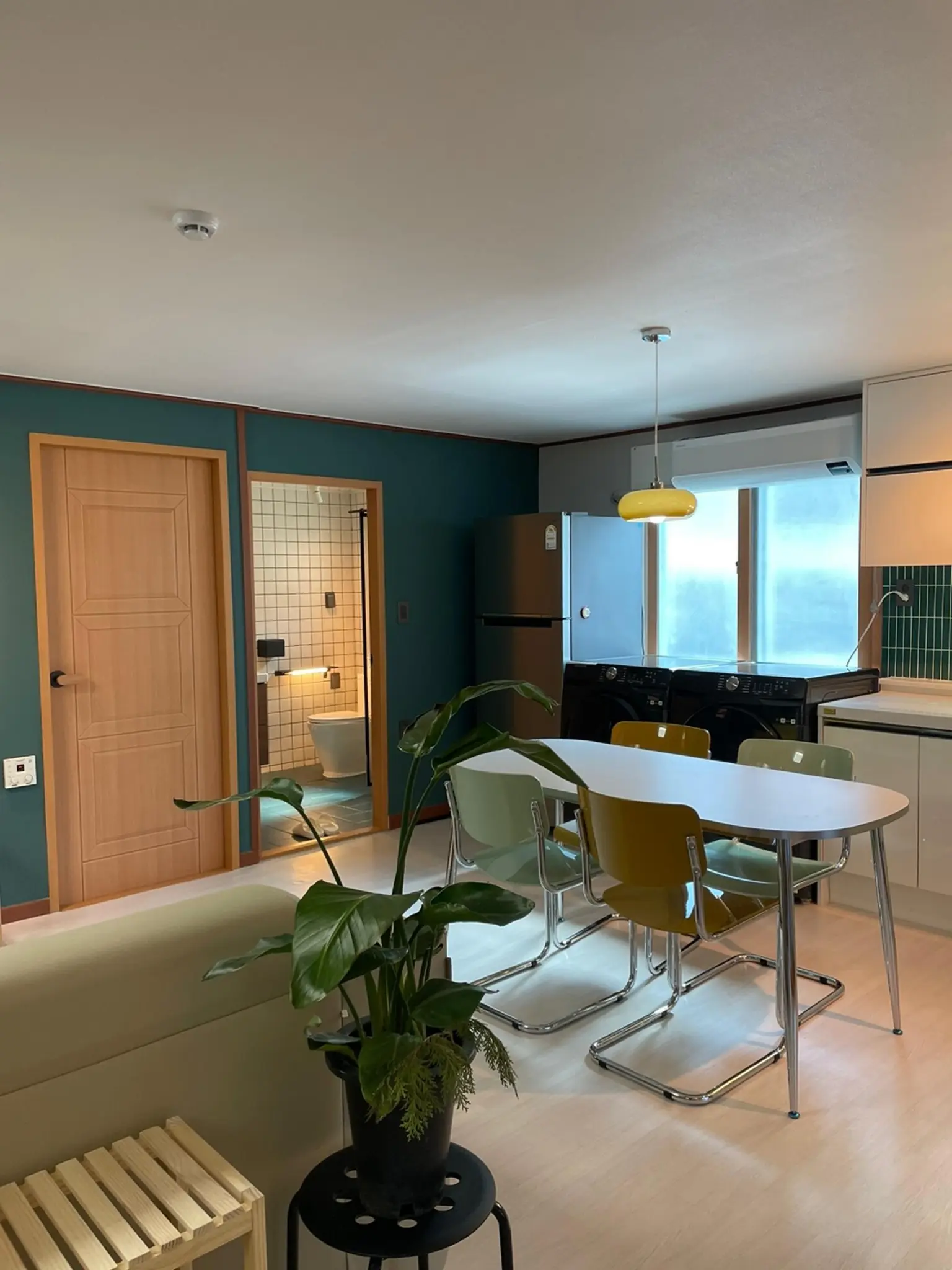 Gyeongnam Namhae 3-room independent pension 1 minute walk to the sea - main image
