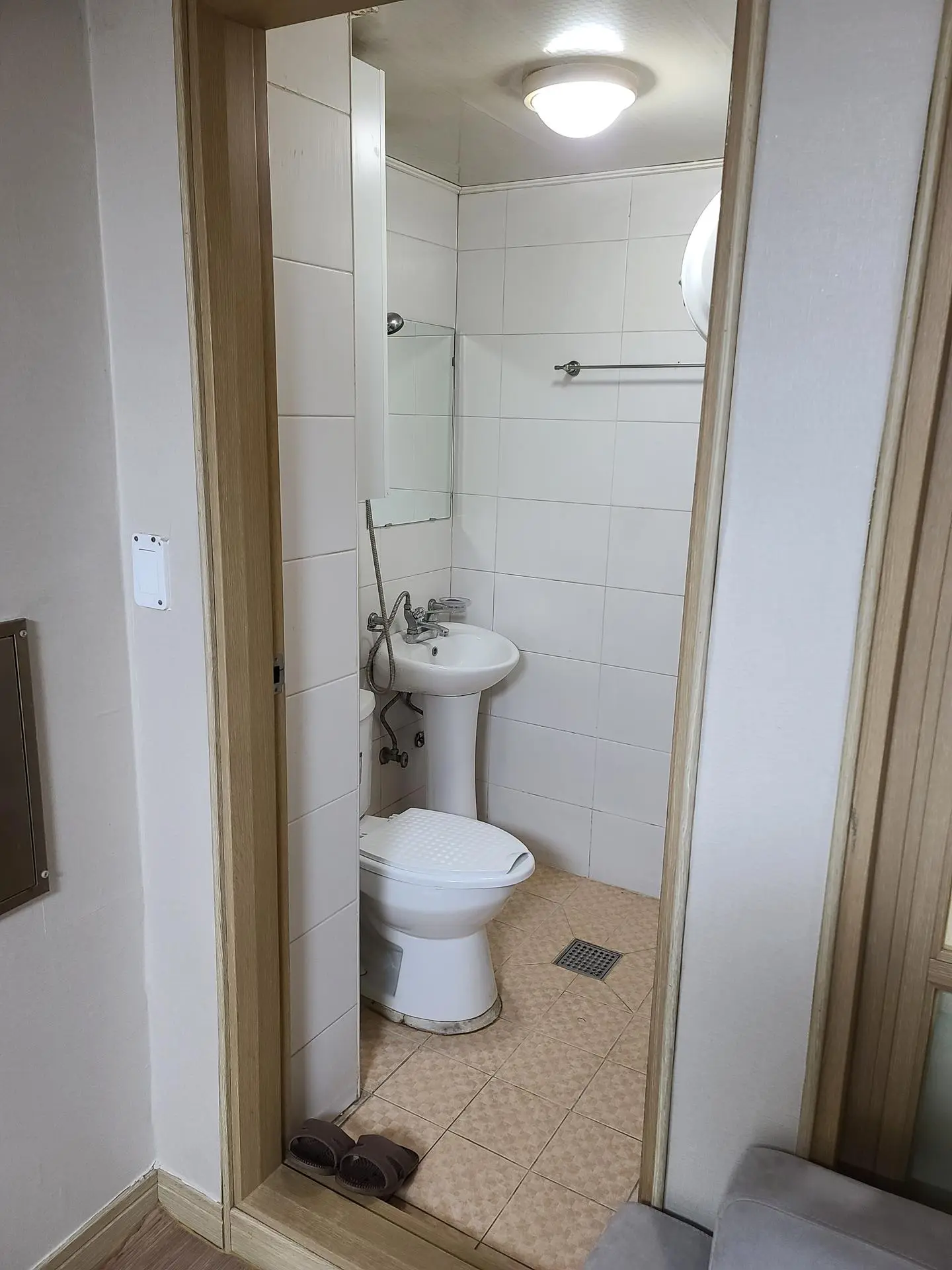 부산 동구 첼로하우스 원룸 202호 - image3