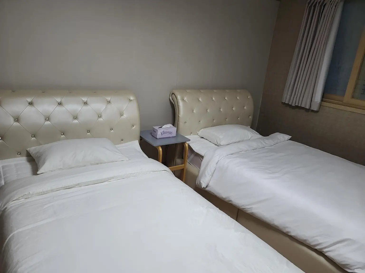 부산 동구 바다 근처 주택 원룸·최대 2인 첼로하우스 원룸 204호 대표 사진