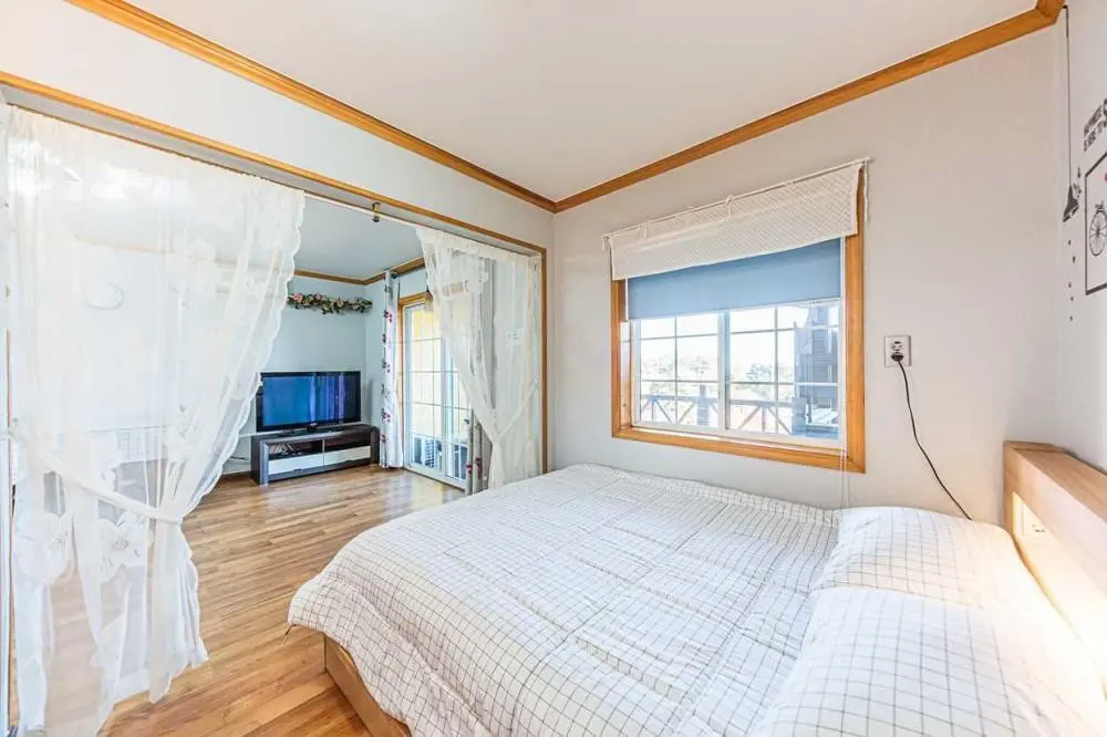 기타 공간 사진 6 - 외도유람선선착장 차량3분 2인실 산수유 일주일살기전용 (원룸·최대 3인)
