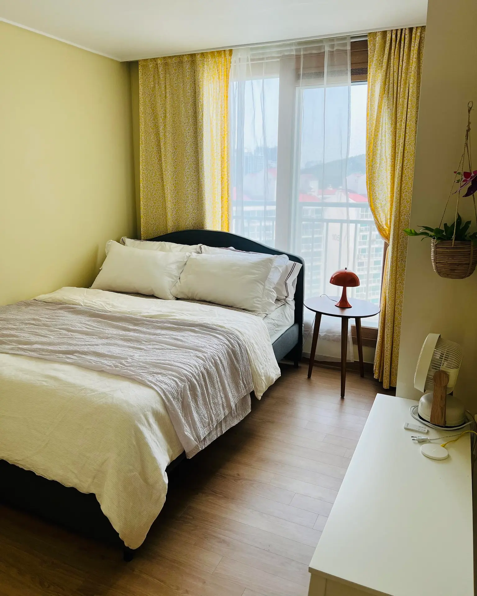 경기 오산 오산ic바로 앞 마등산 뷰 아파트/여성전용/개인실/퀸룸 - main image