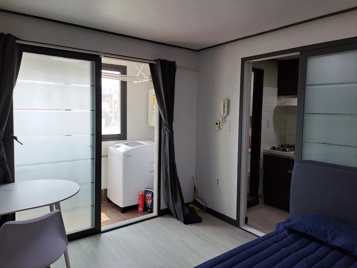 Room photo 3 - Accommodation near Jukdo Market (1BR & sleeps 4)