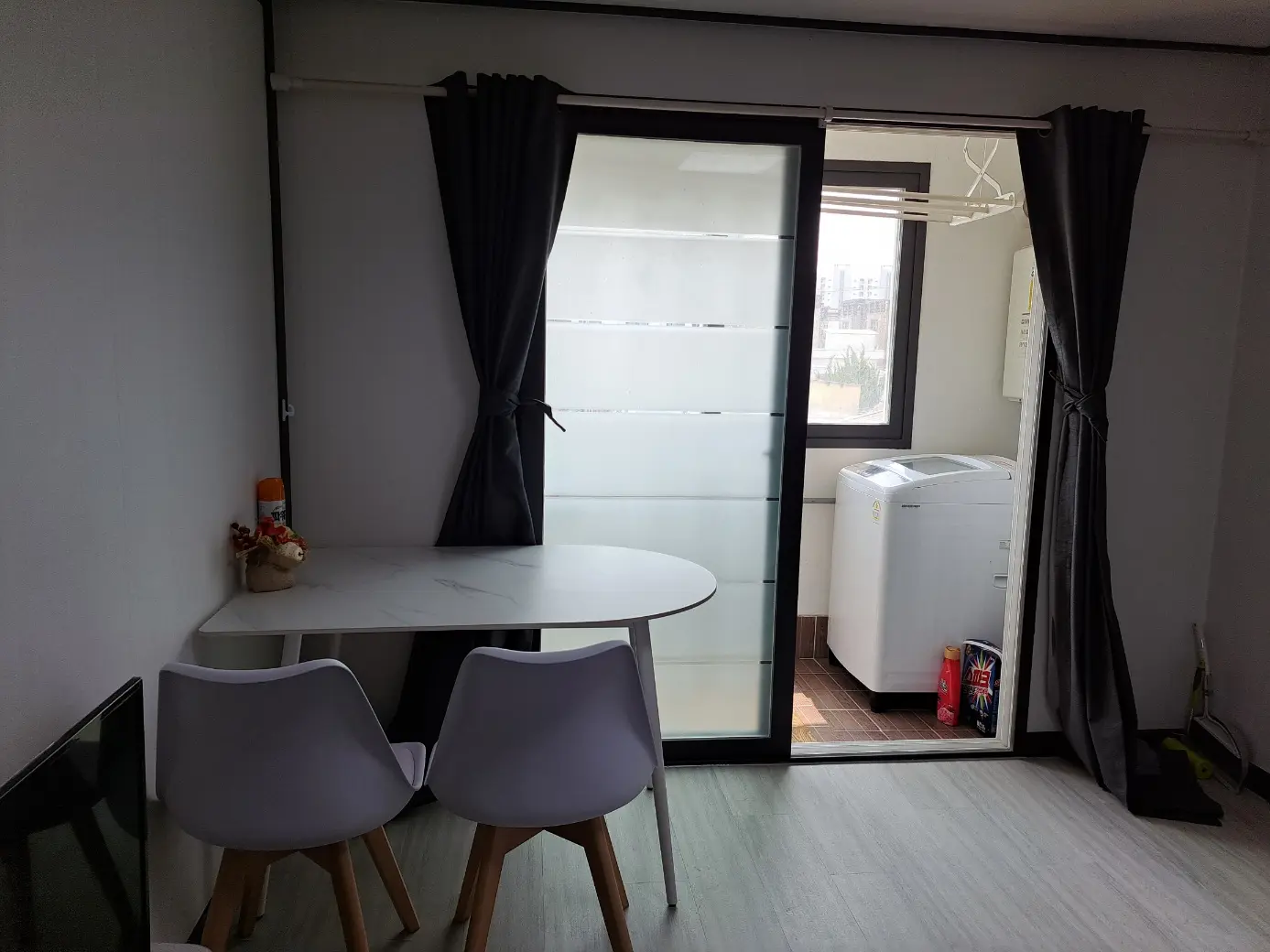 Room photo 2 - Accommodation near Jukdo Market (1BR & sleeps 4)