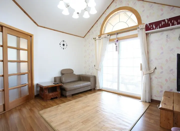 Gangwon Yangyang forest retreat & with a yard & countryside stay Rental cottage 1BR & sleeps 6 Baekdu (Ondol), a pension-type accommodation right in front of Namdaecheon Cover Photo