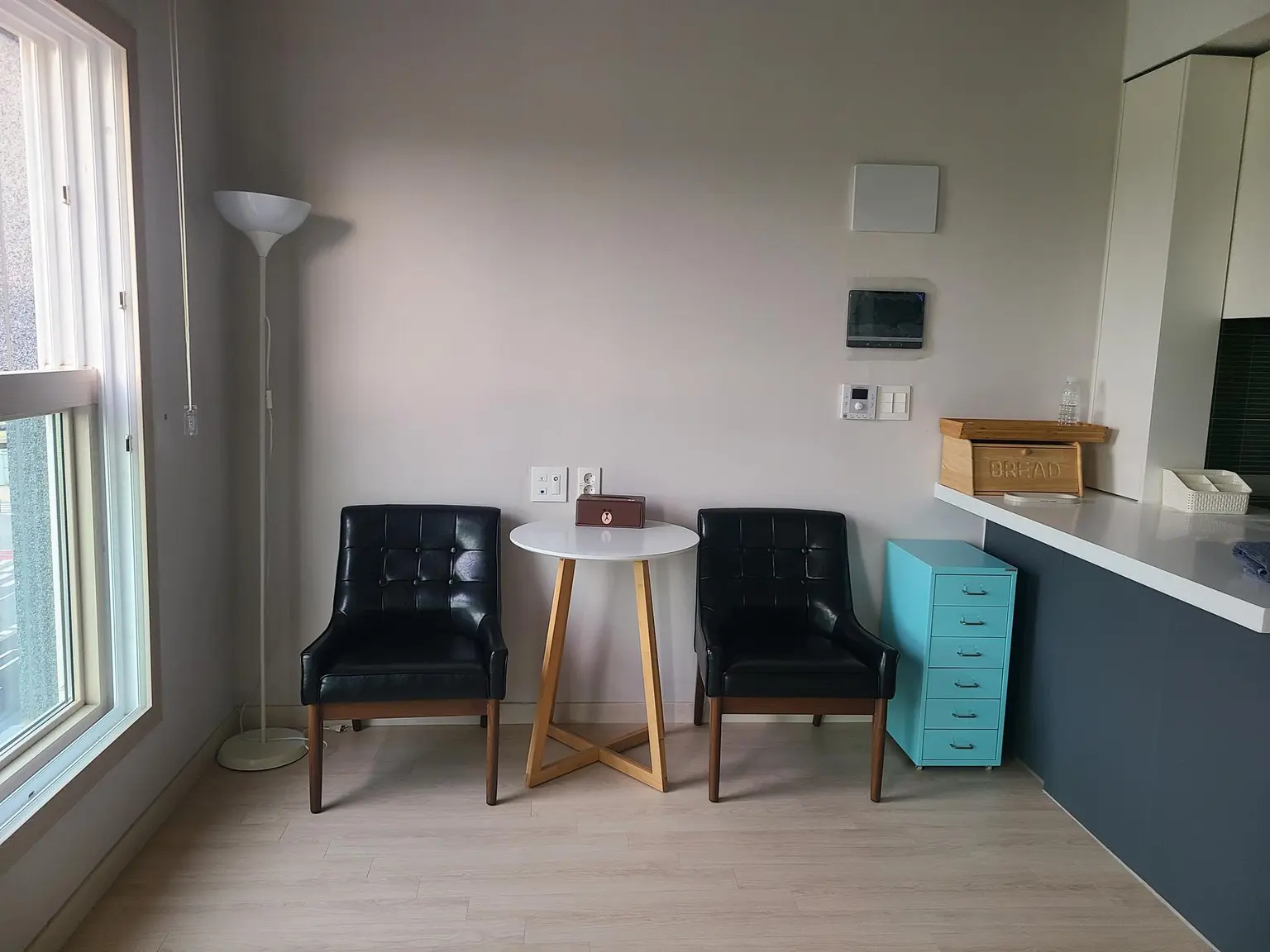 京畿始兴 人工冲浪场旁新建的办公酒店 - main image