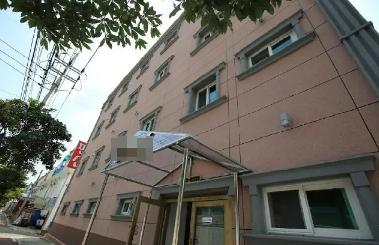 Yeosu, Jeollanam-do 3-person room B, new building, right in front of Yeosu Romantic Pocha Street #Small dogs allowed - image3