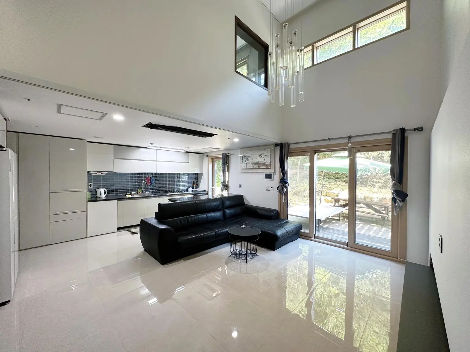 Gyeonggi Paju Accommodation 10 minutes away by car from Heyri Village near Jayuro - main image