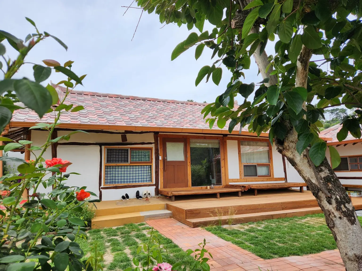 Buyeo, Chungnam Remodeling a country house to achieve comfort - main image