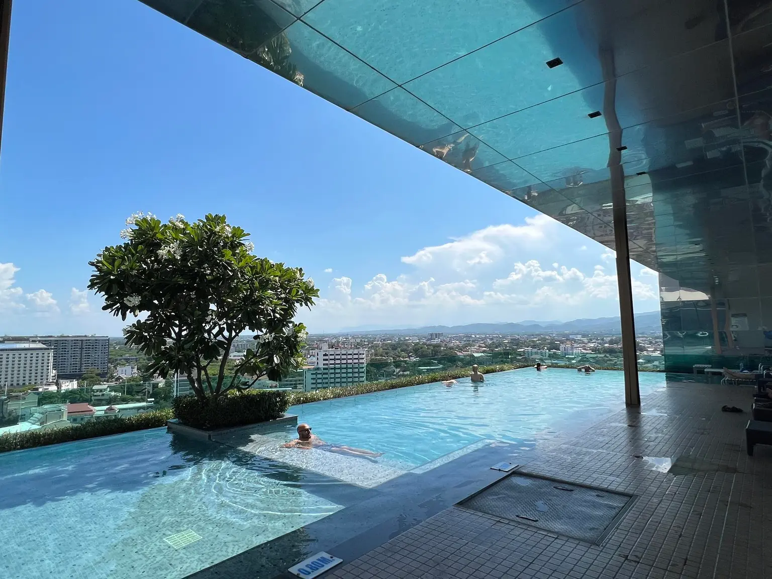 치앙마이_아스트라 스위트 창클란에 위치한 프리미엄 콘도 #투베드룸 - main image
