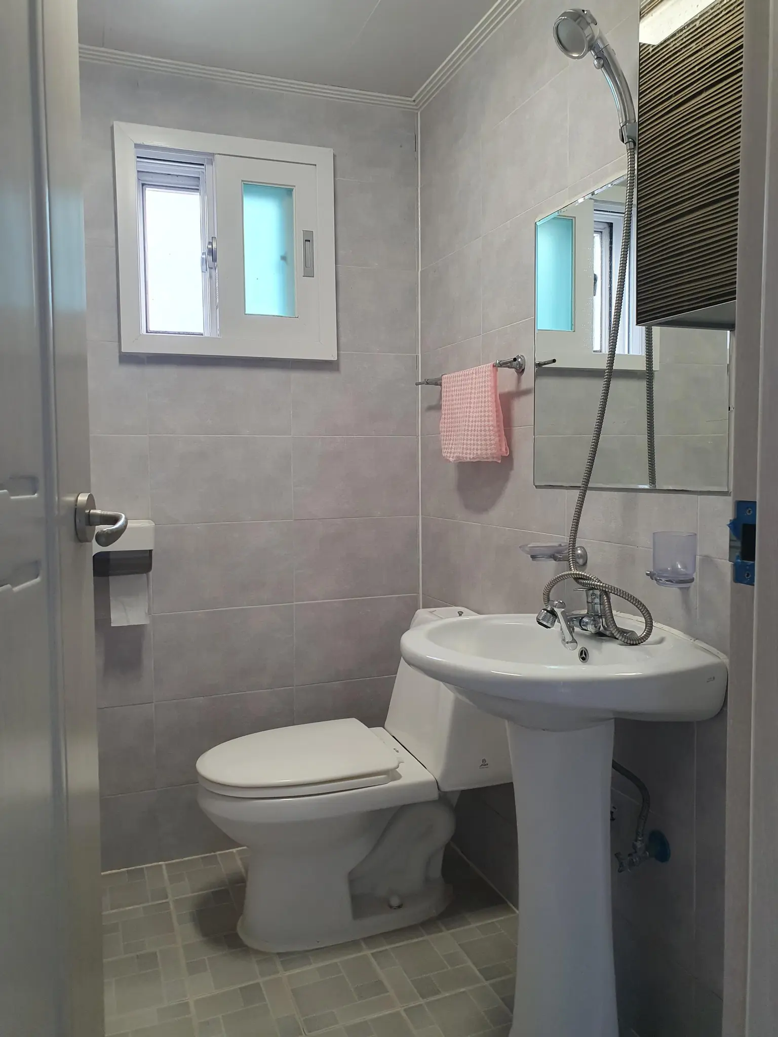 Other spaces photo 5 - One-room type 201, 5 minutes away by car from Vivaldi Park, a mountain village with good air (1BR & sleeps 2)
