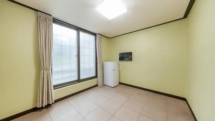 Chungnam Boryeong Affordable pension 1 minute walk from Daecheon Beach #Deluxe Ondol 2nd floor - main image