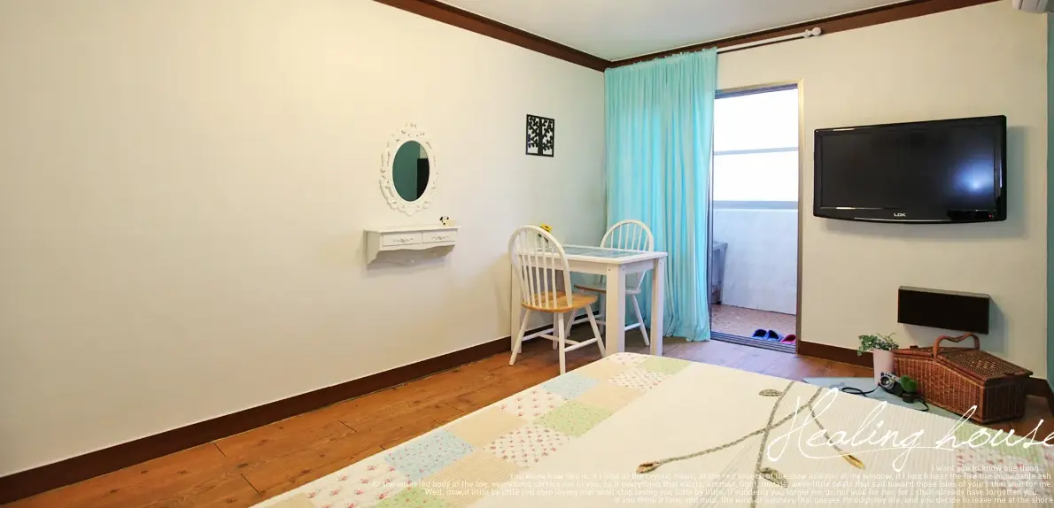 Other spaces photo 3 - 갯벌체험 가능한 꽃지해수욕장 도보2분 펜션 웃음하나 (1BR·sleeps 2)