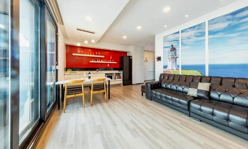 Gyeongnam Sacheon Ocean view detached one-room pension with a swimming pool in front of the sea in Seopo-myeon - main image