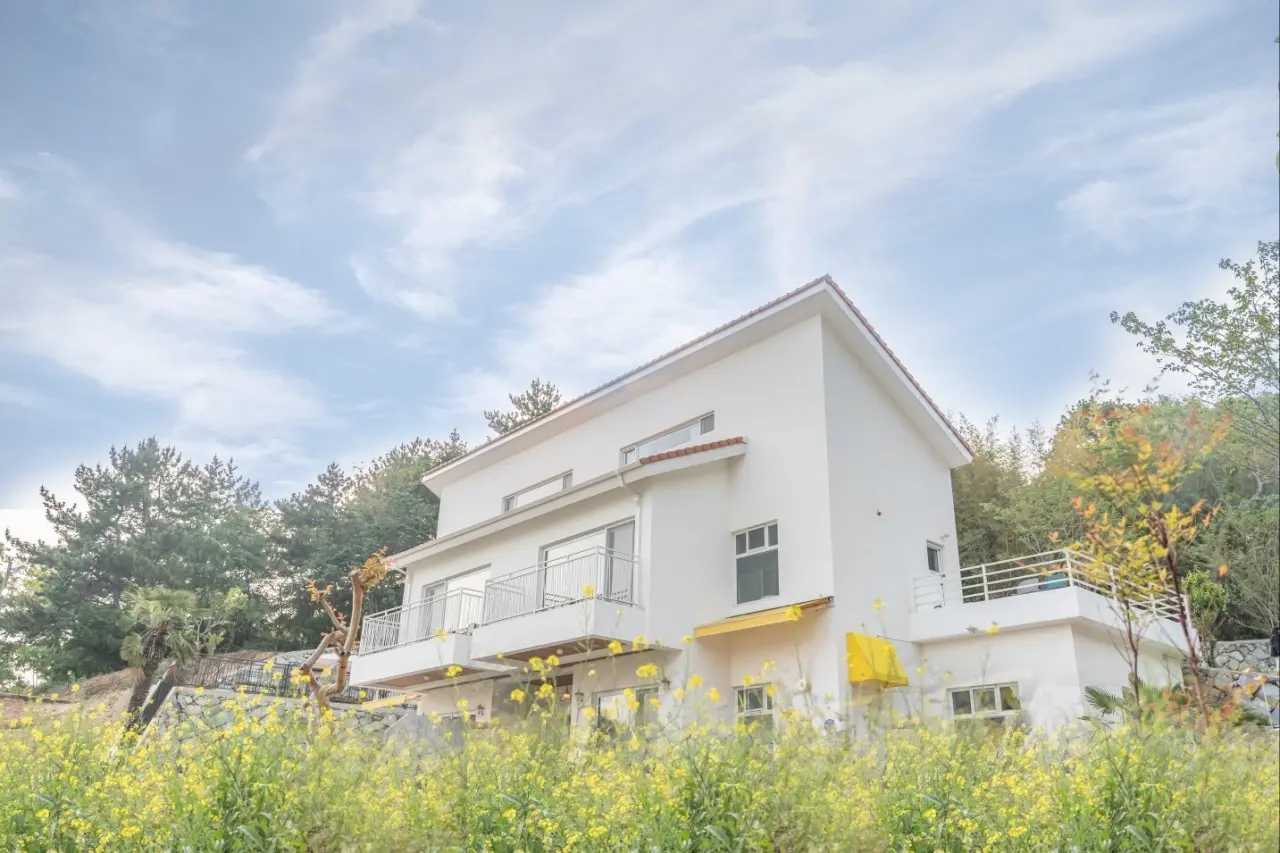 Goseong, Gyeongnam Ocean view pension 1-2 5 seconds in front of Sangjokam National Park - main image
