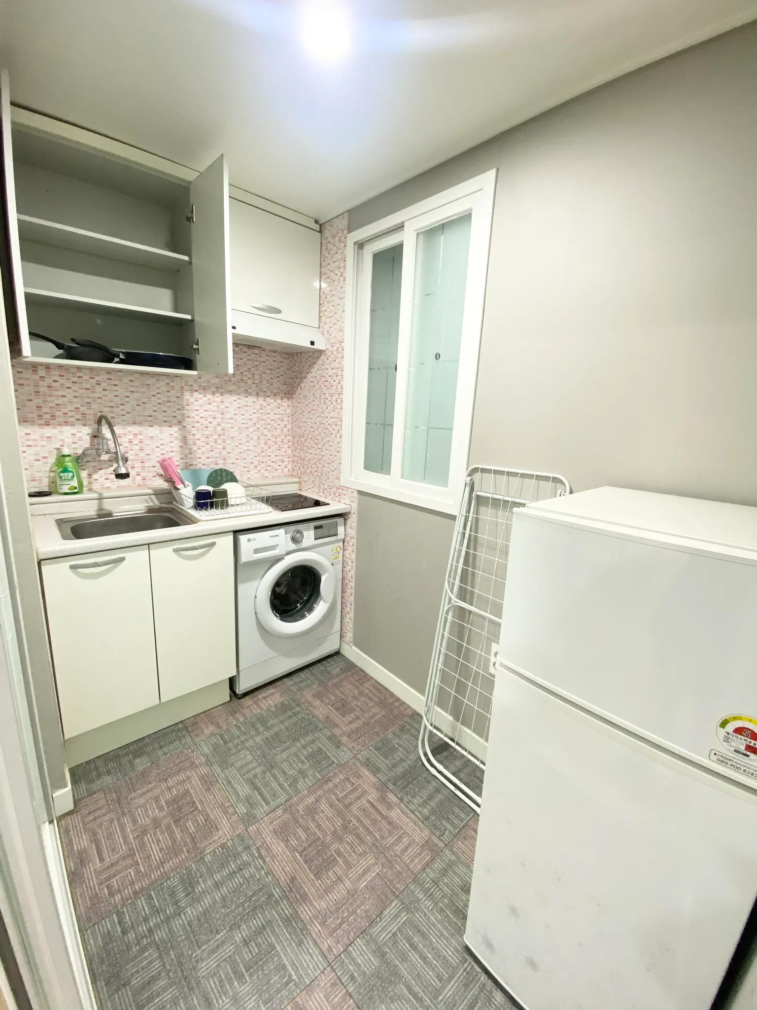Daegu Clean Blind Room House - image4