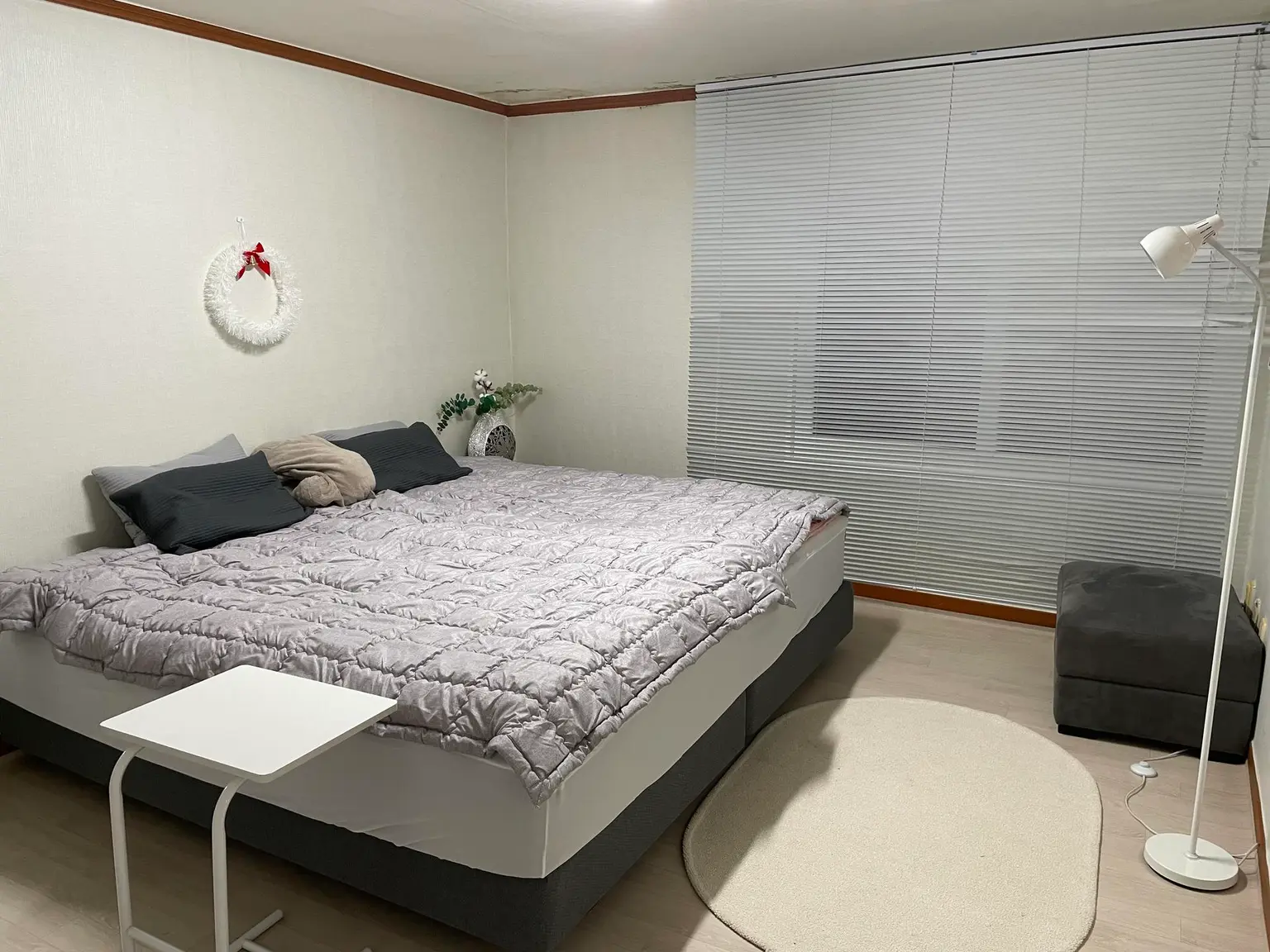  24-pyeong apartment in Nam-gu, Gwangju Metropolitan City, 5 minutes walk from the subway station, Gwangju Express Bus, and Yu Square - main image