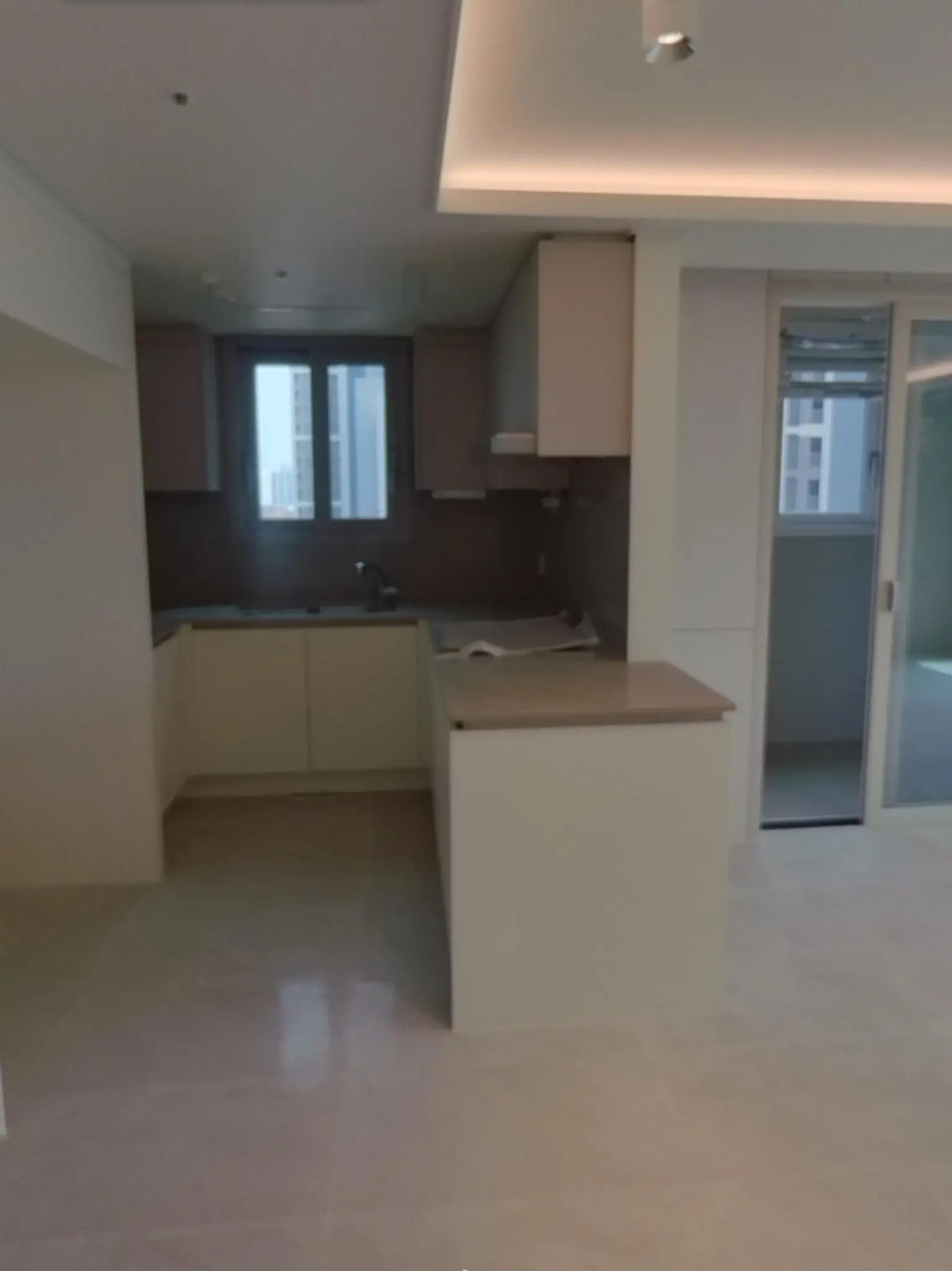 Incheon Michuhol Juan New Apartment Room 3 - image4