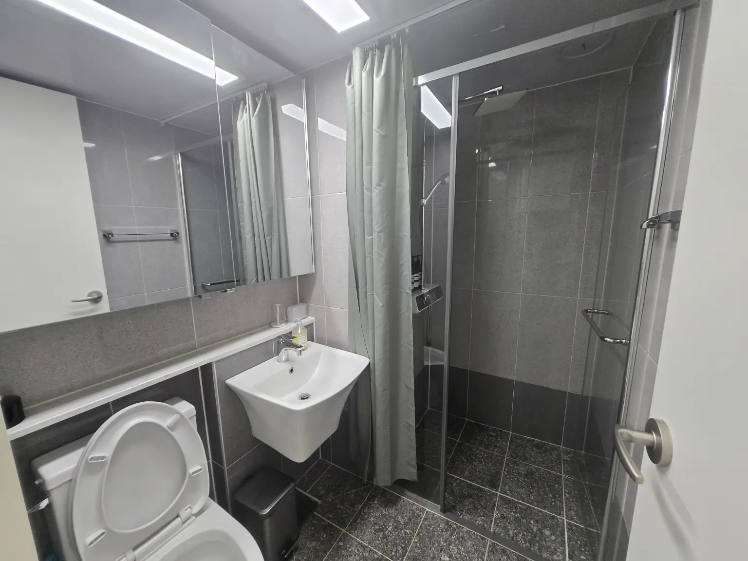 Gyeonggi Ansan Two-room ocean view residence Gamseong (pets allowed) - image3