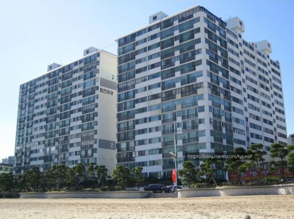 Busan Suyeong Beautiful 30-pyeong apartment on Gwangalli Beach - main image