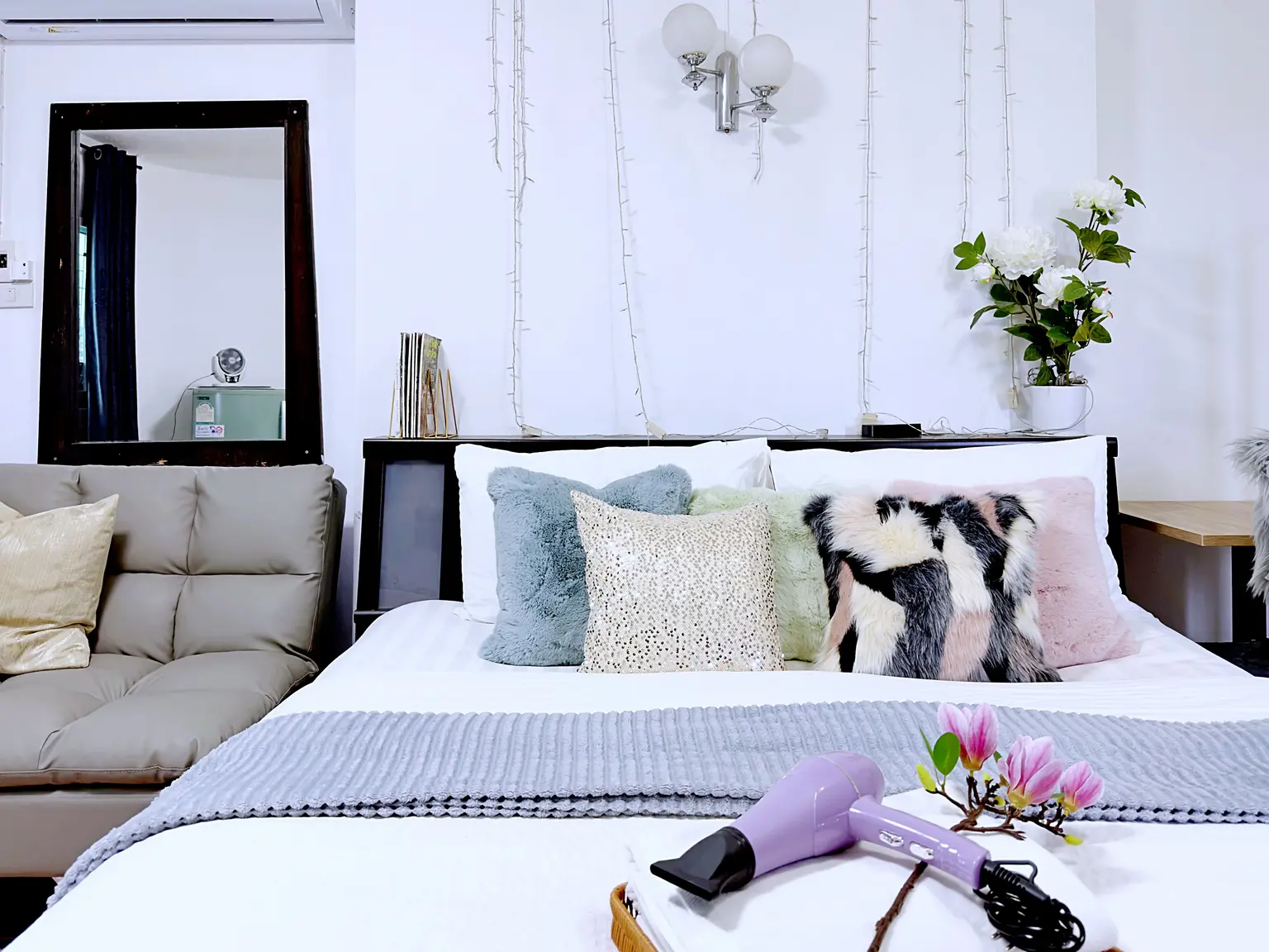 徒歩圏内 コンドミニアム 1ベッドルーム・最大2名 Heart of Nimman |マヤの隣にある本物のウサギ 代表写真