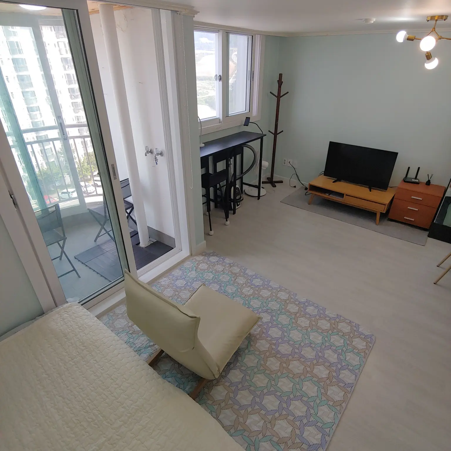 Gangwon Pyeongchang Daegwallyeong Apartment, like a vacation home in a forest area close to amenities - main image