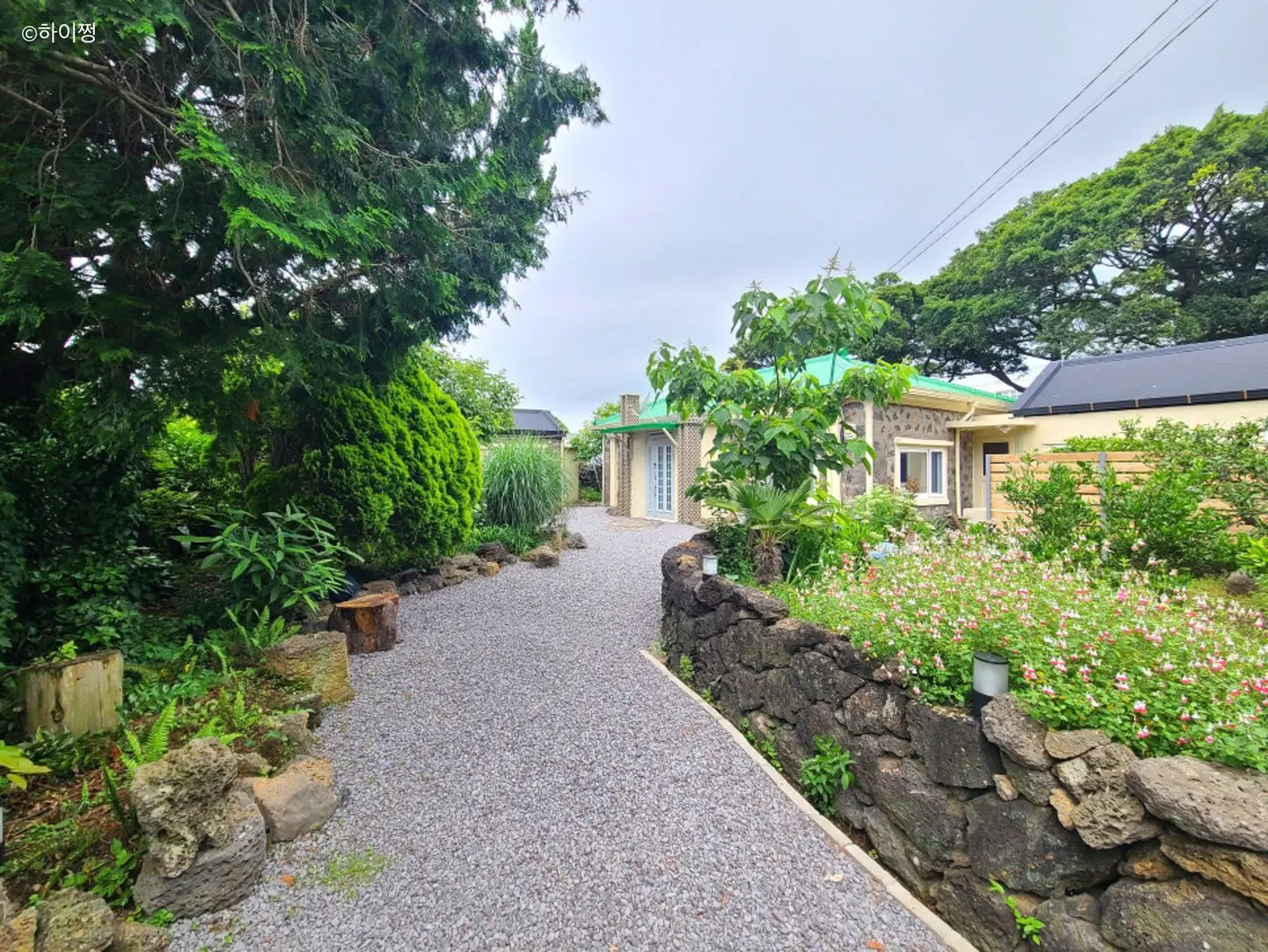  【西归浦南原】济州岛夏秋季旅游，免费提供婴儿用品，户外烧烤和按摩浴缸，私人家庭别墅 - main image