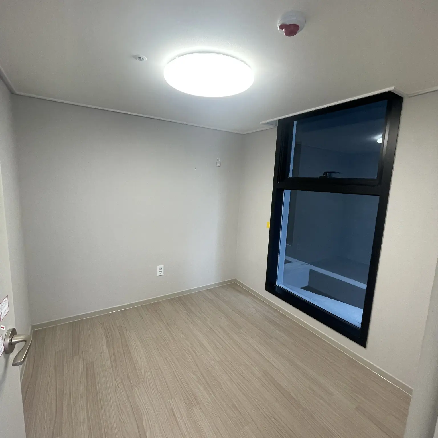 房间 照片 1 - 【京畿道高阳市】位于元堂站附近，新建复式办公公寓，视野极佳。 (2室·最多5人)