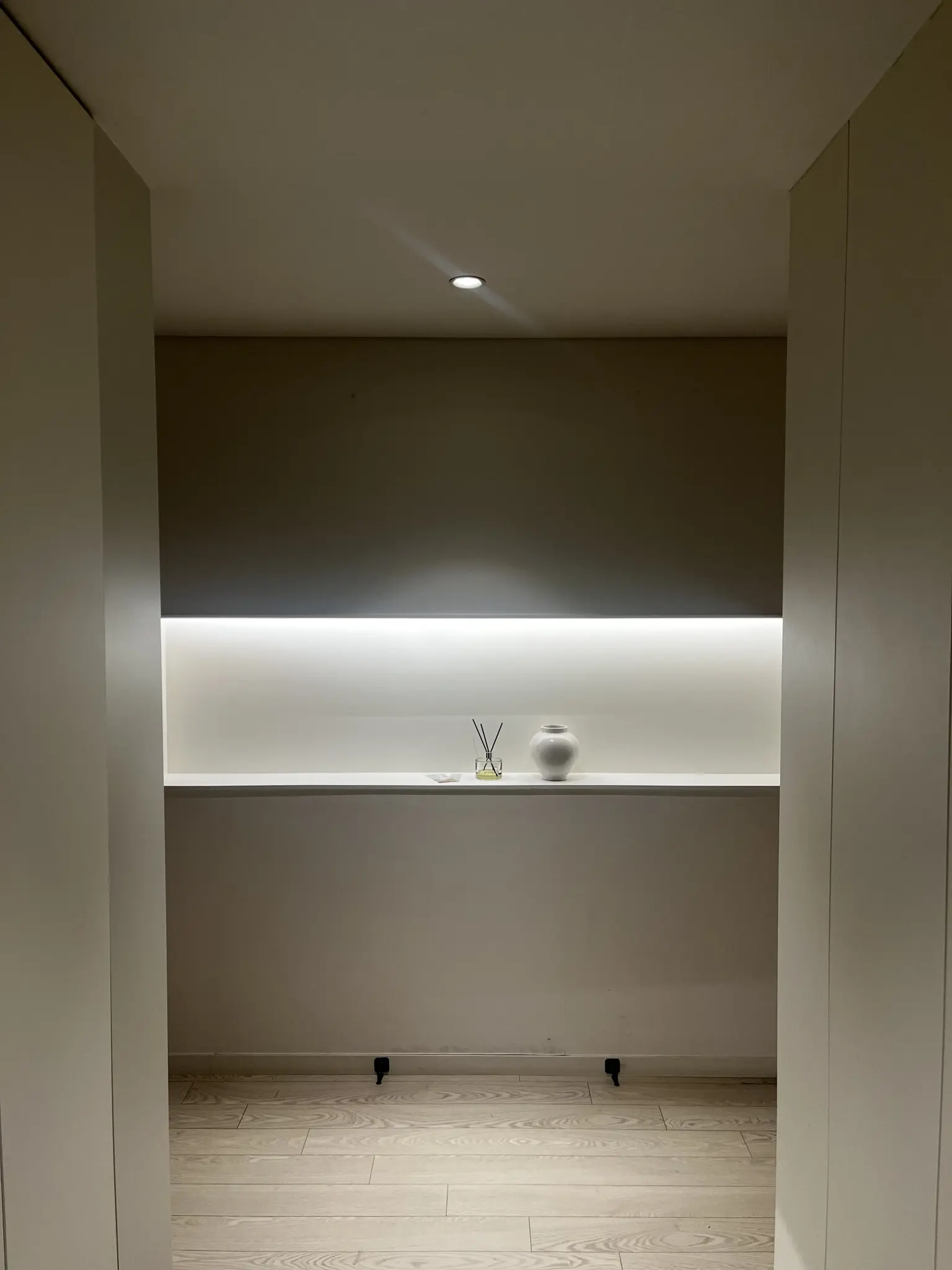 workation Share house 1BR·sleeps 2 【首尔江南区】三成洞精装修一室半公寓，靠近购物中心、工作场所和学校 Cover Photo