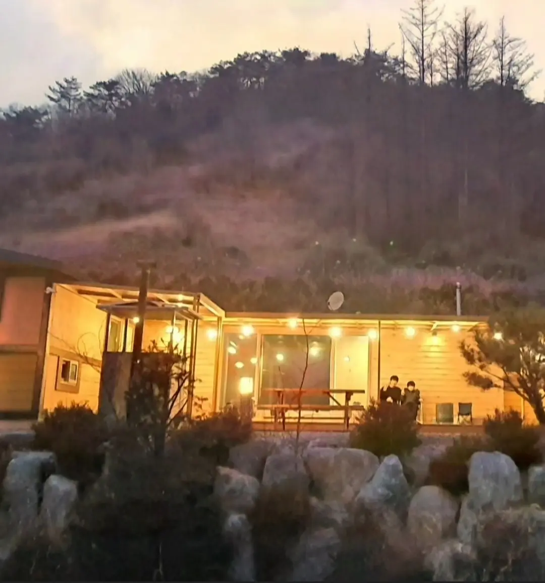 [Gangwon Yeongwol] Yellow Clay House #Country Living #Dog-Friendly #