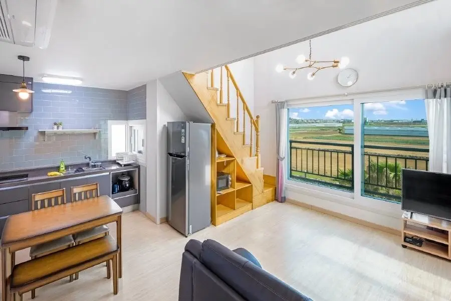 Jeju Hankyung Detached one-room duplex house with a green lawn yard, Noeul 202 - main image