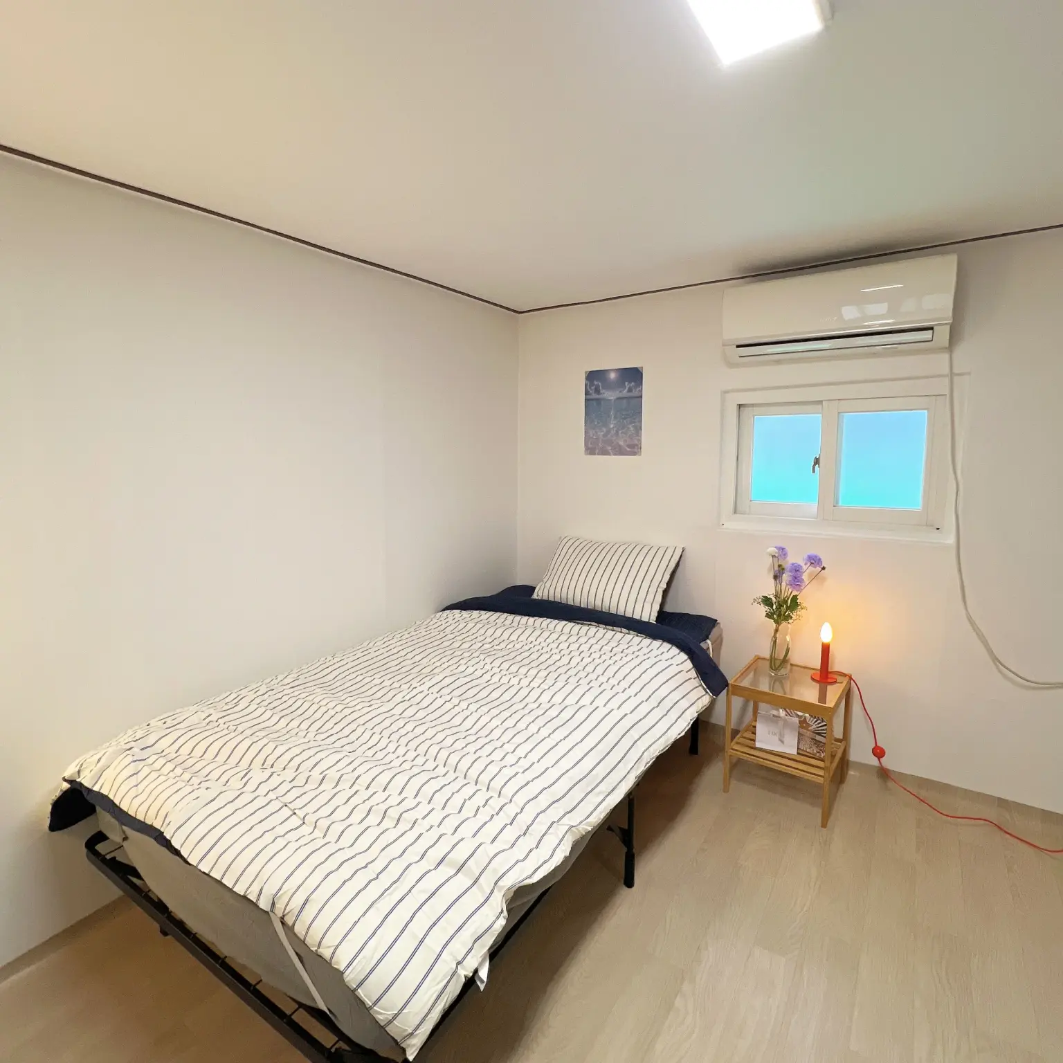 Room photo 2 - 3-minute walk from Bucheon Station / Free laundry / Self check-in / Highly recommended room for single occupancy (1BR & sleeps 2)