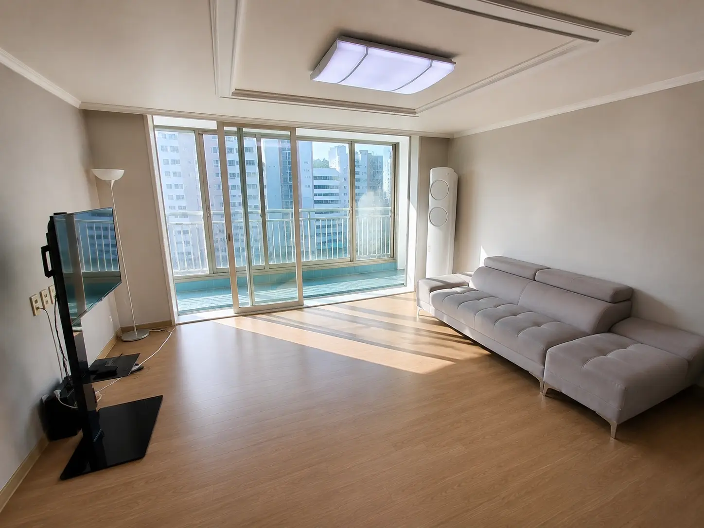 Yongin, Gyeonggi-do  Apartment 3BR & sleeps 6 Seongbok Station Lotte Mall Yongin Suji Sunshine Hotspot Cover Photo