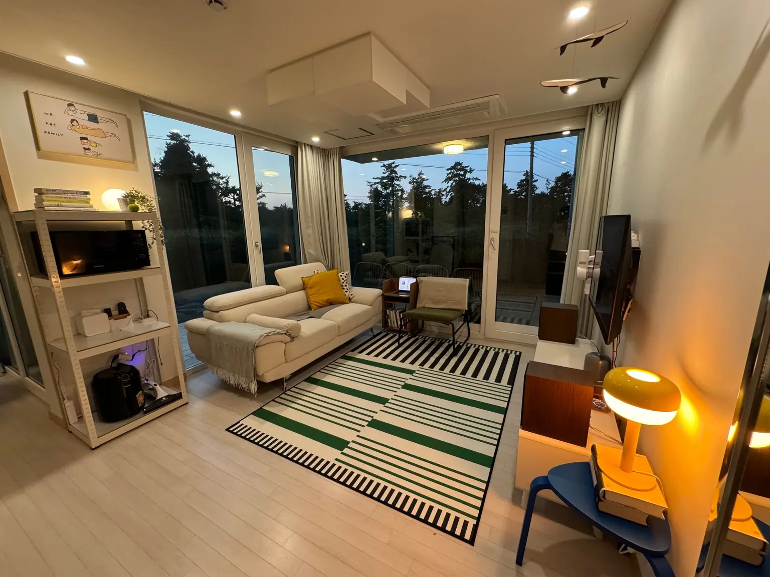 제주 한림 협재해변 도보 프라이빗 코지한 인테리어 오션뷰 독채타운하우스 - main image