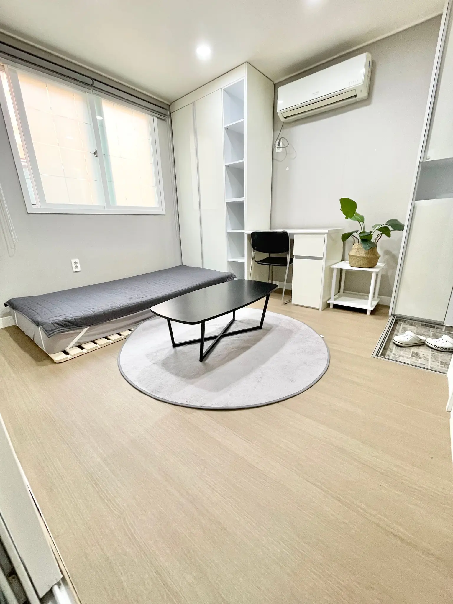 Daegu Clean Blind Room House - image5
