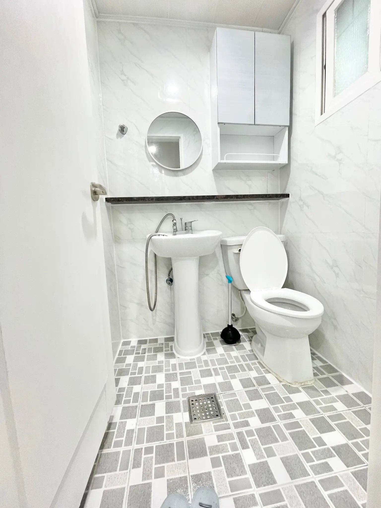 Daegu Clean Blind Room House - image6
